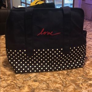 Dog Carrier :used a few times before puppy outgrew